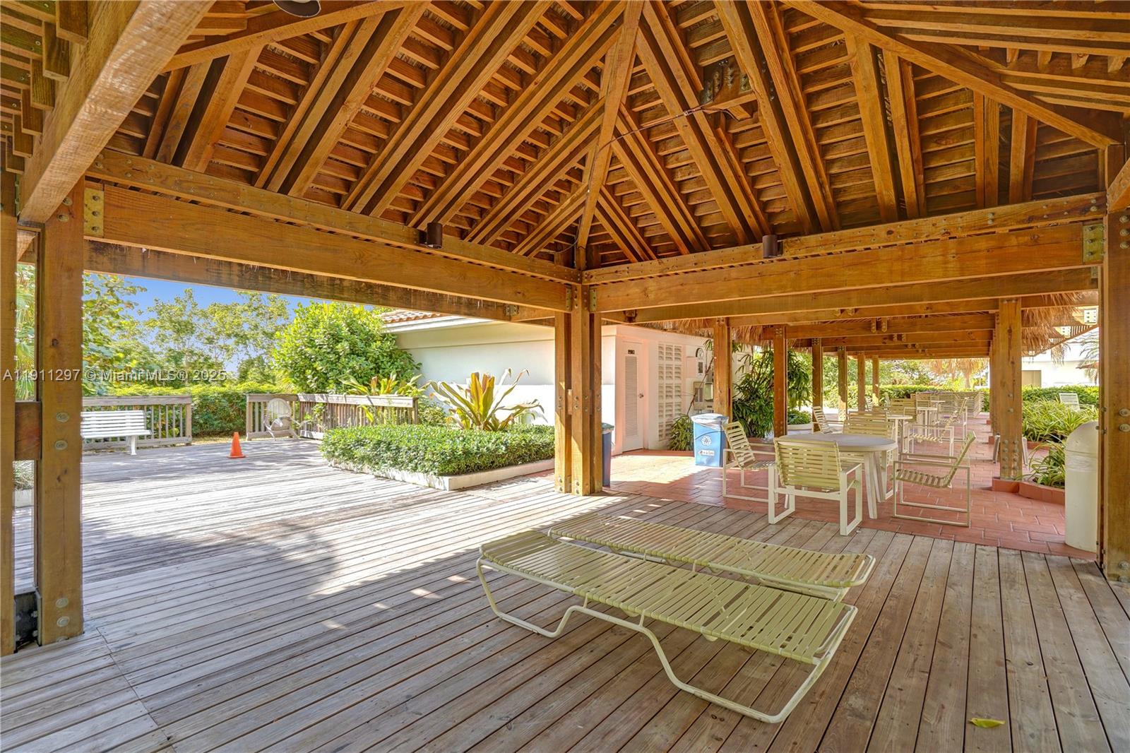 image Hamptons West Condo30