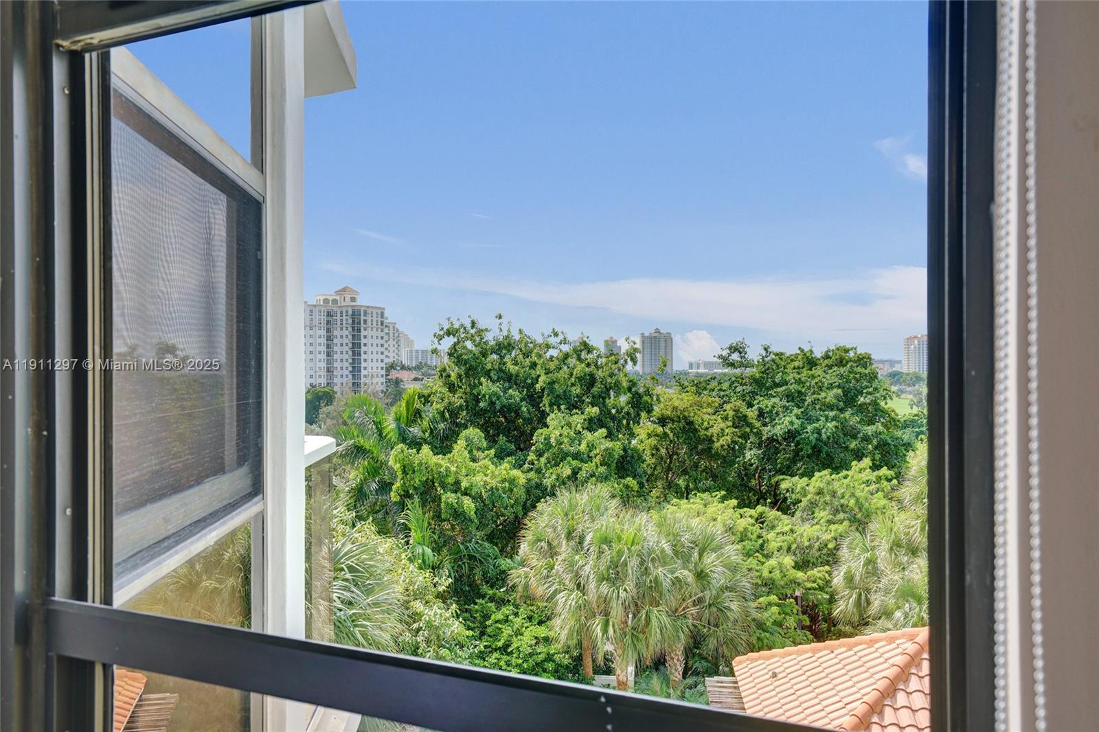 image Hamptons West Condo39