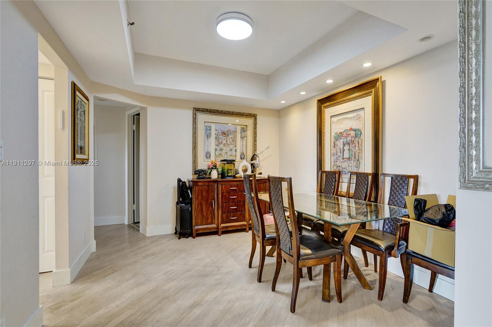 image Hamptons West Condo5