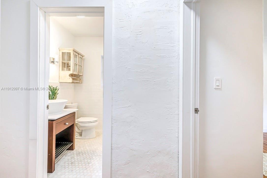 114 NE 107th St Miami Shores, FL 33161