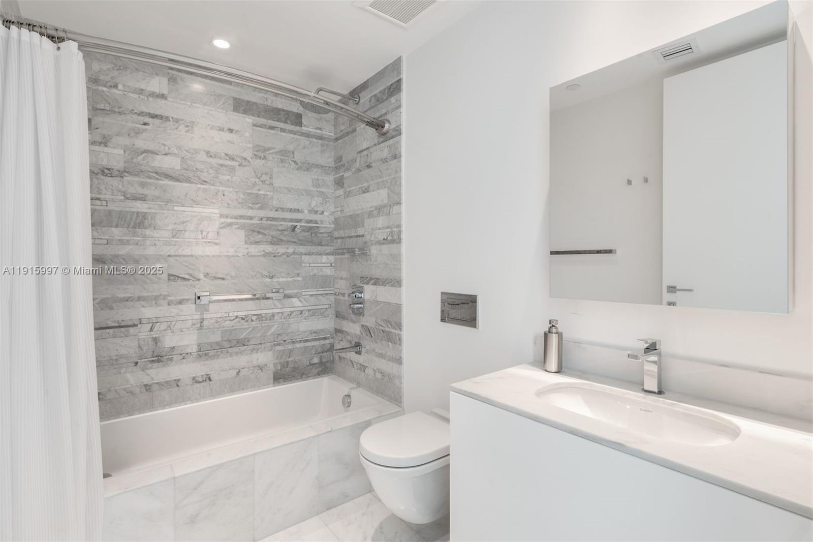 10201 Collins Ave #1803 Bal Harbour, FL 33154