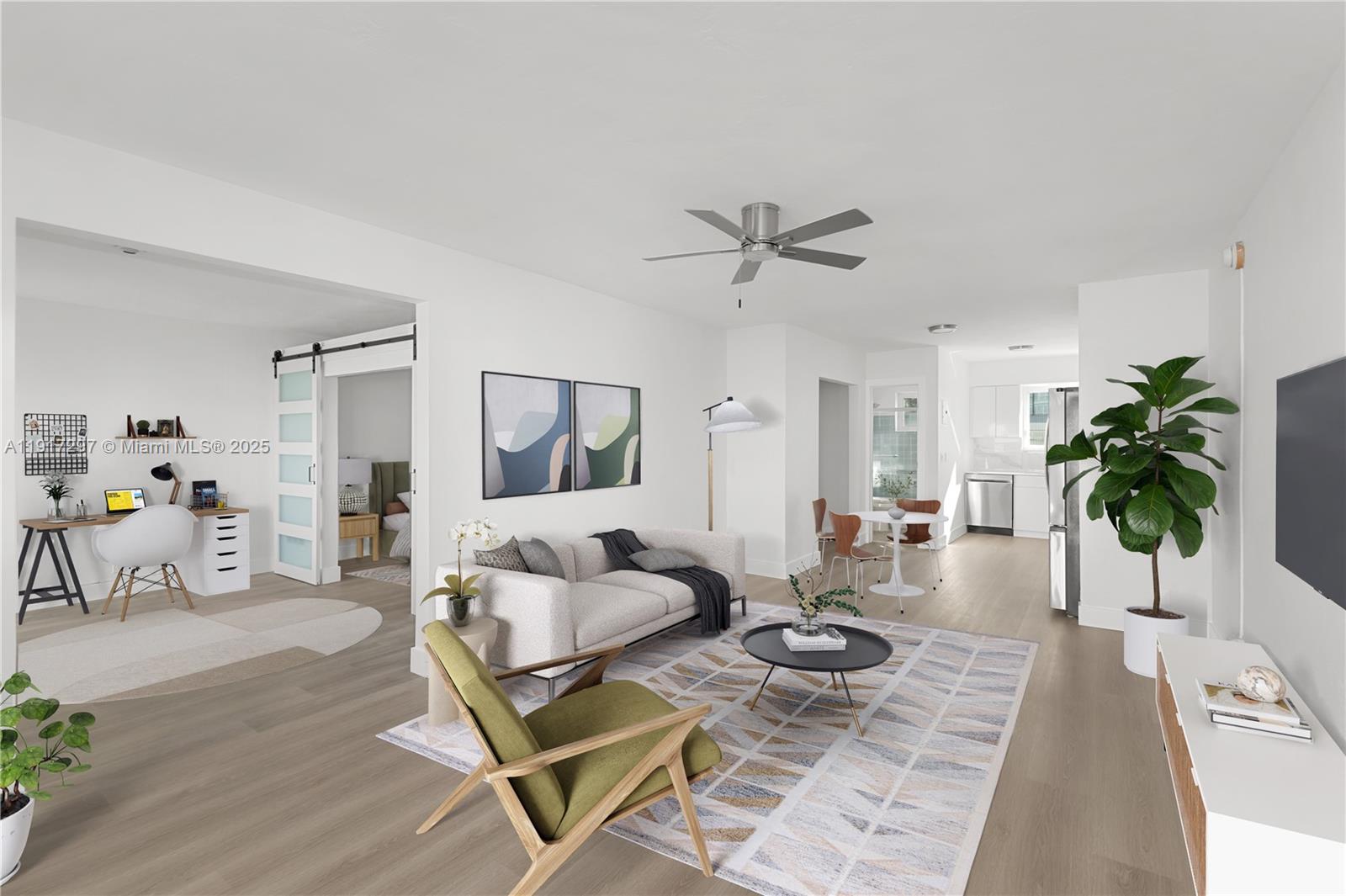 158 Ocean Dr #404/405 Miami Beach, FL 33139