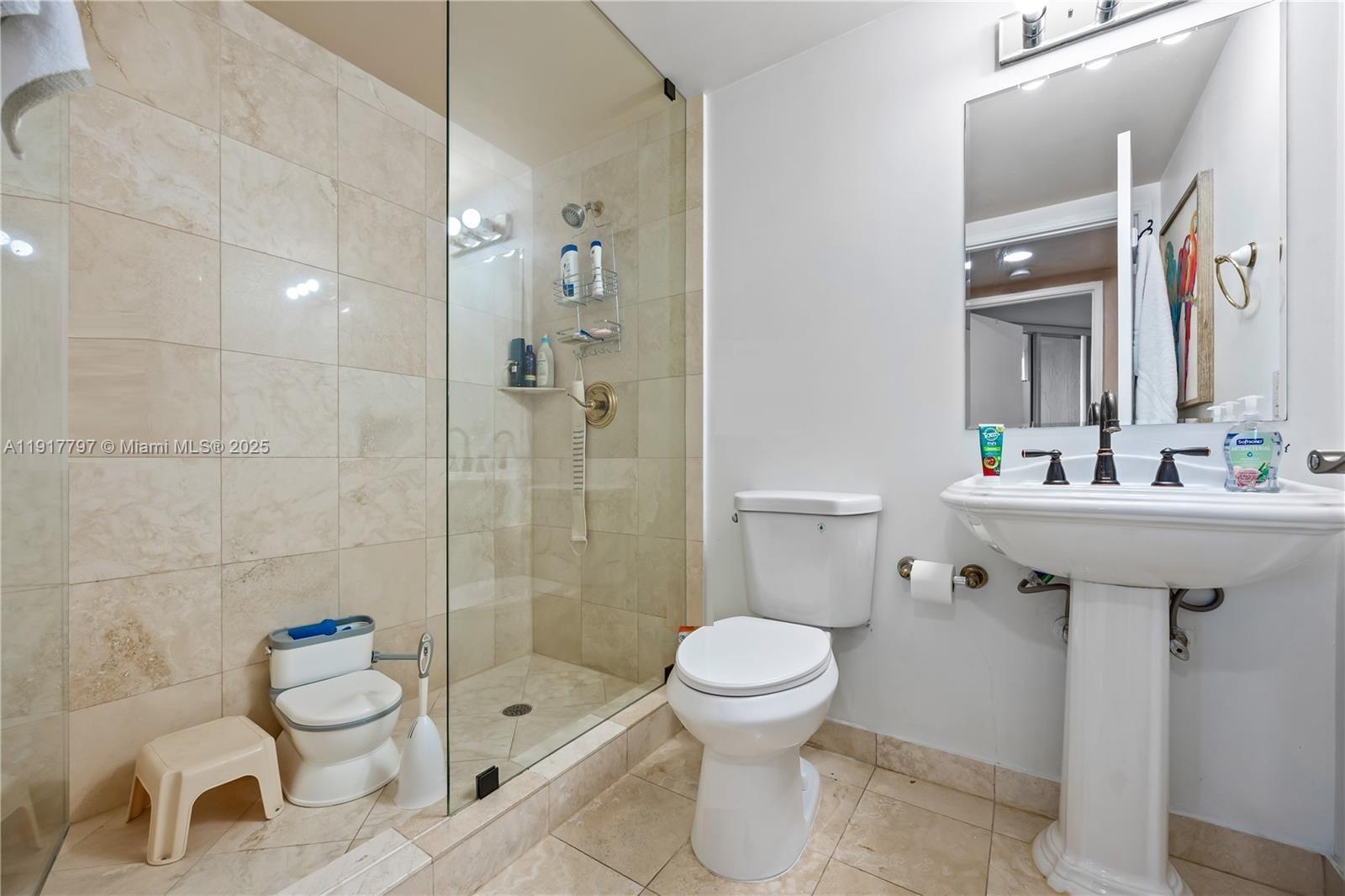 17555 Collins Ave #707 Sunny Isles Beach, FL 33160