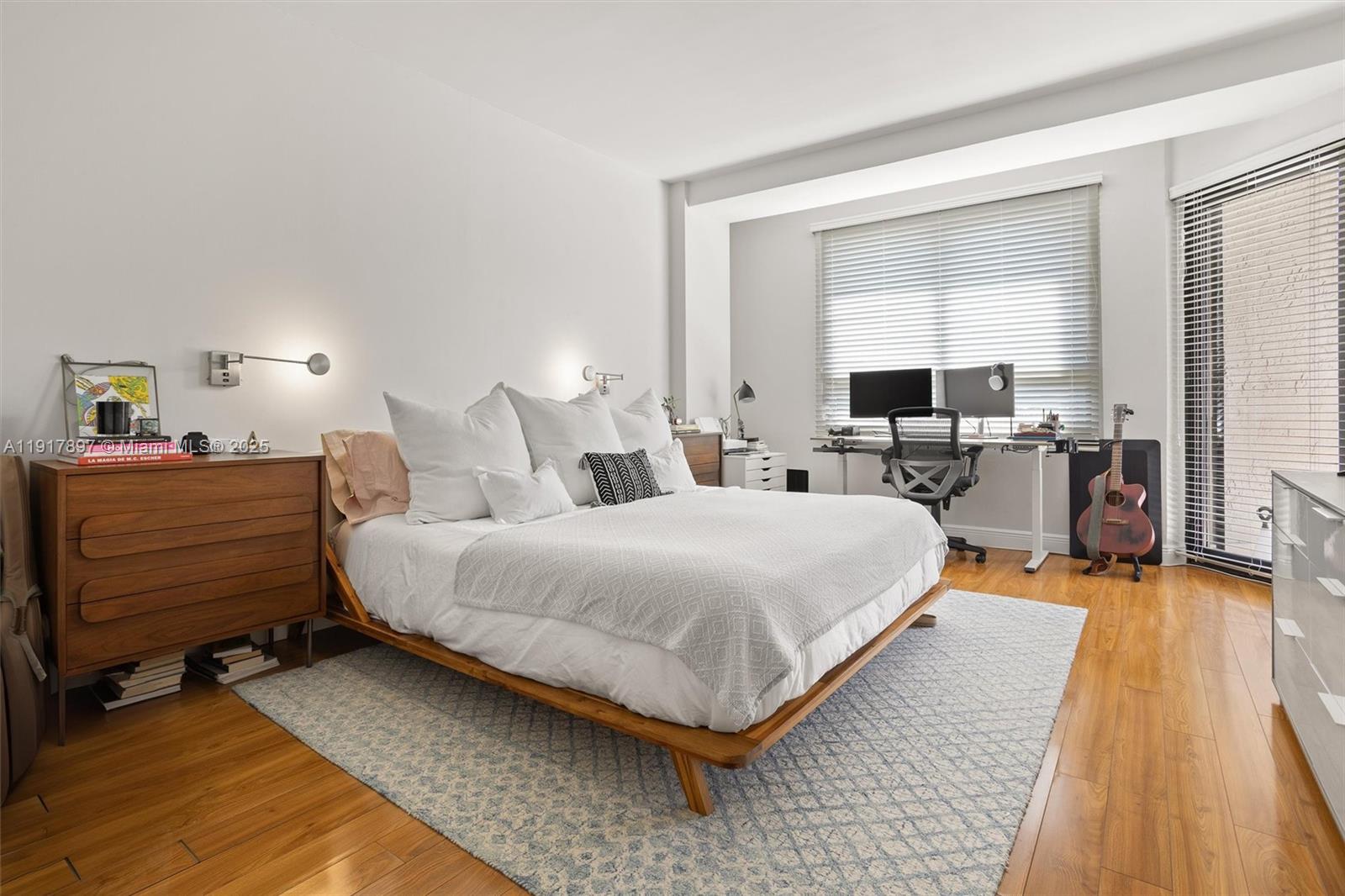 151 Crandon Blvd #206 Key Biscayne, FL 33149