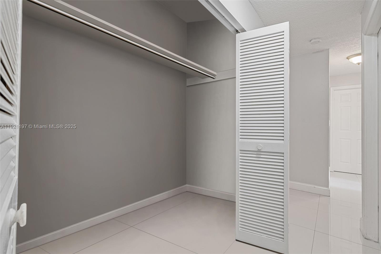 7004 SW 139th Pl Miami, FL 33183