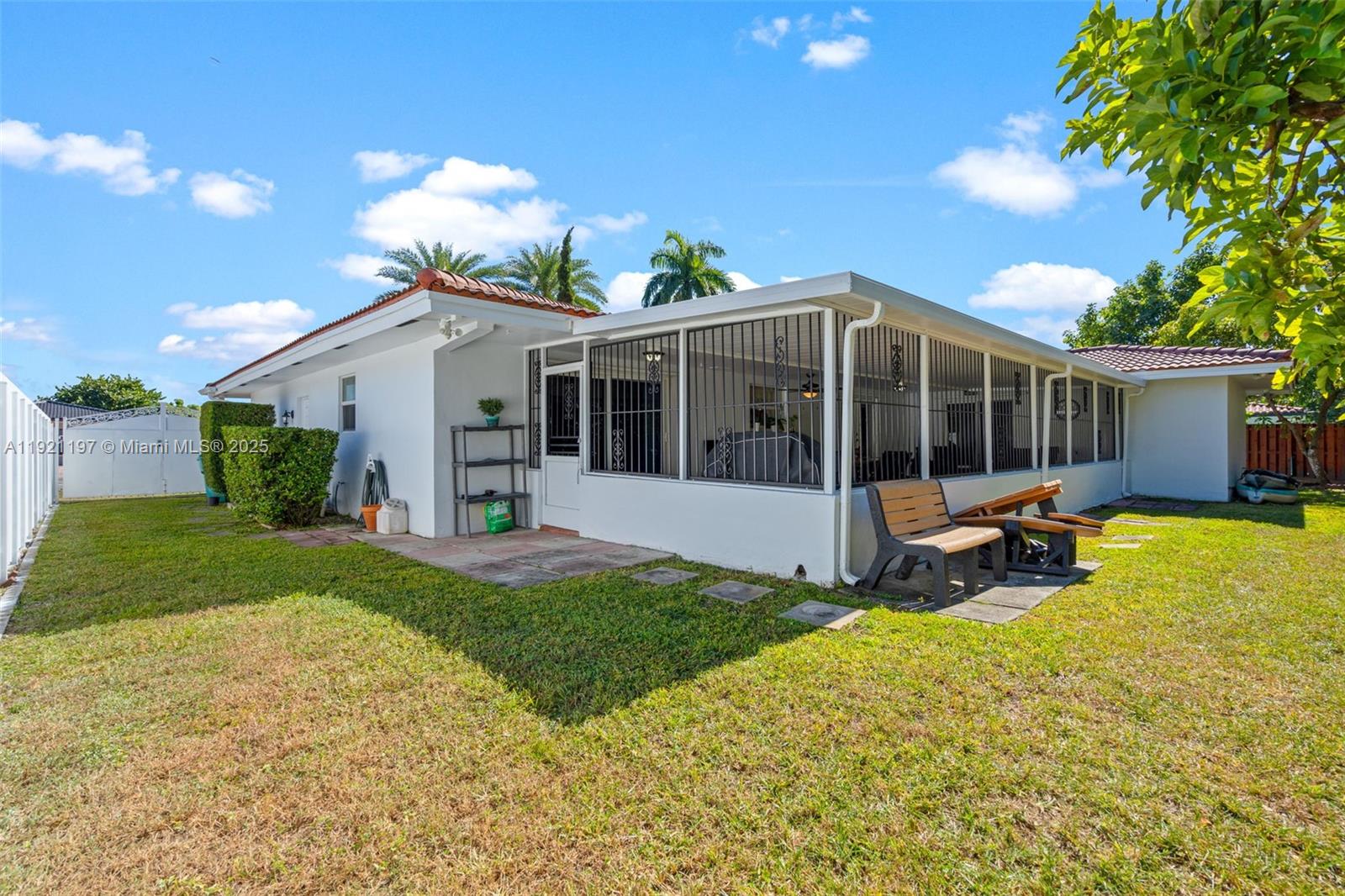 7004 SW 139th Pl Miami, FL 33183