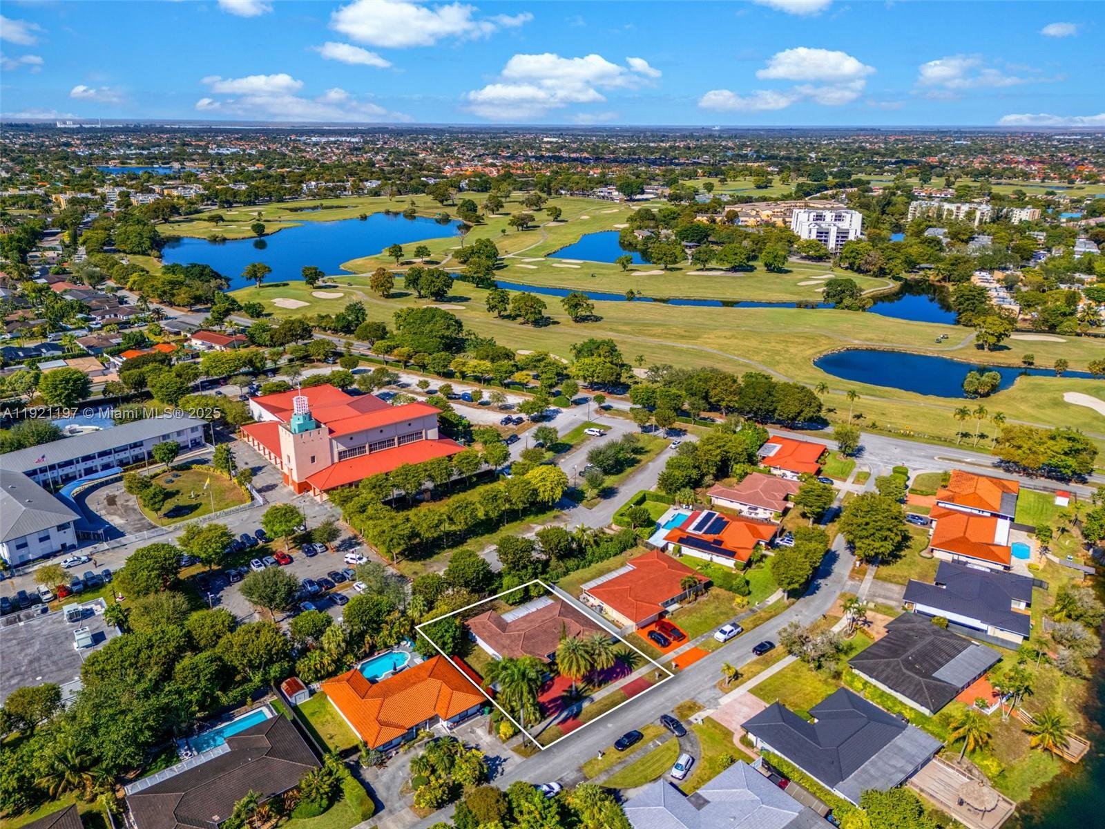 7004 SW 139th Pl Miami, FL 33183