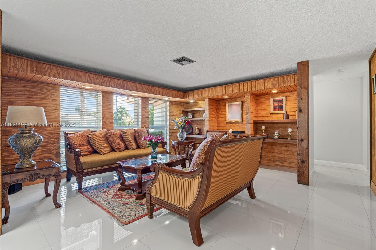 7004 SW 139th Pl Miami, FL 33183