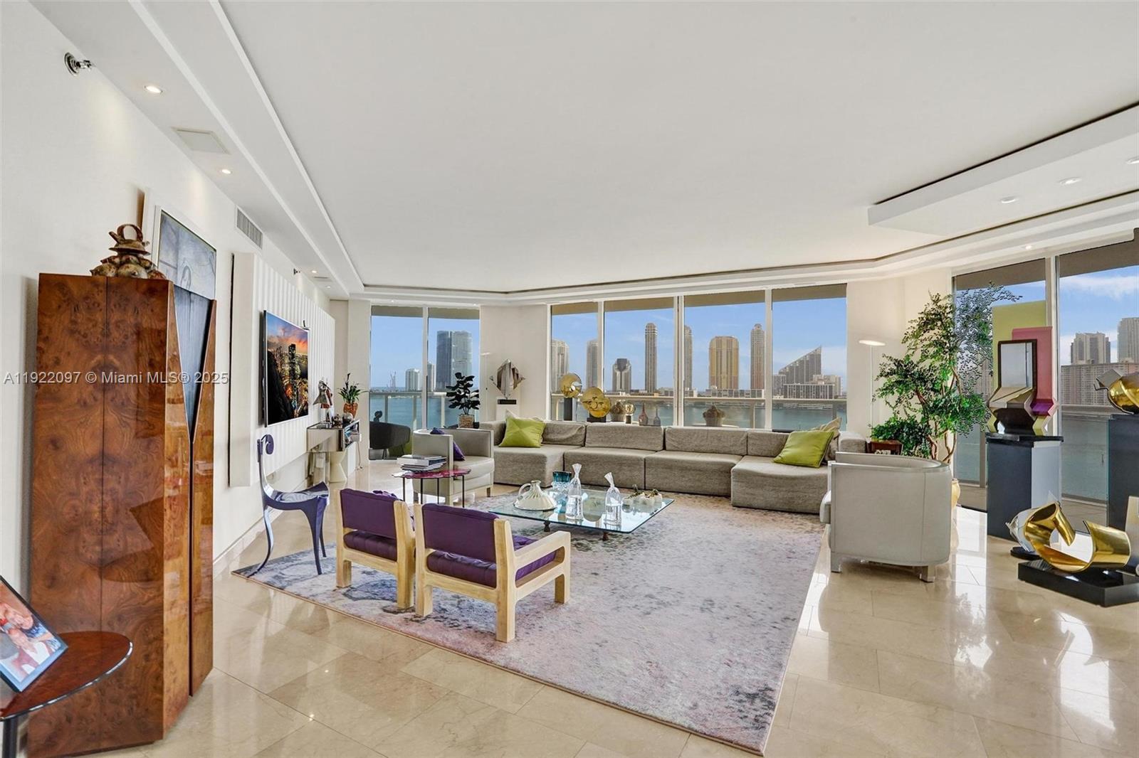 4000 Island Blvd #1007 Aventura, FL 33160