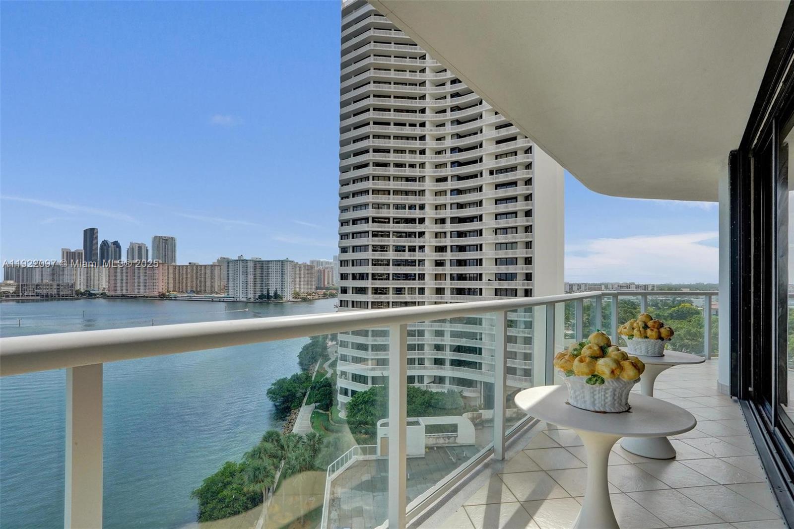 4000 Island Blvd #1007 Aventura, FL 33160