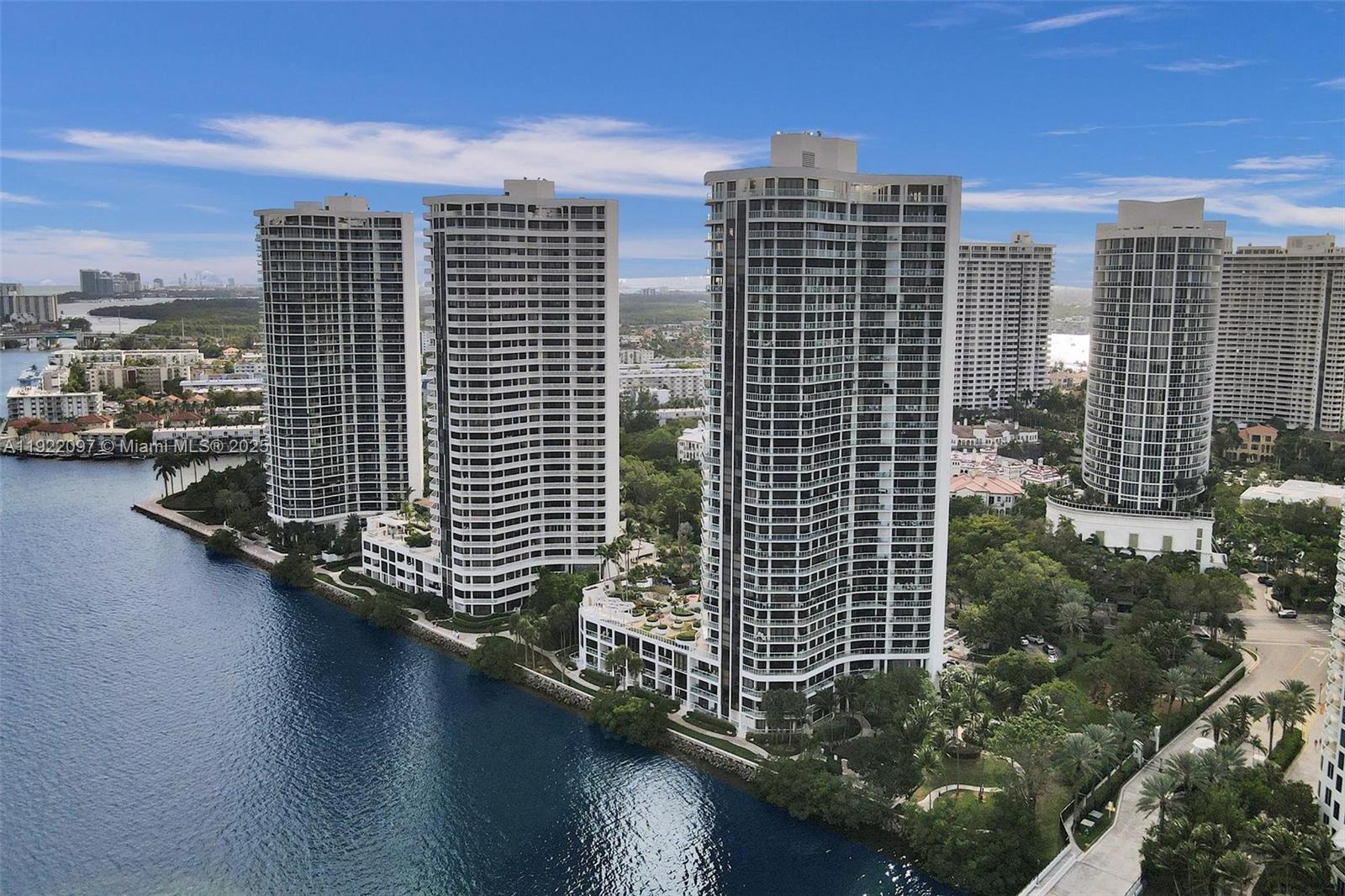 4000 Island Blvd #1007 Aventura, FL 33160