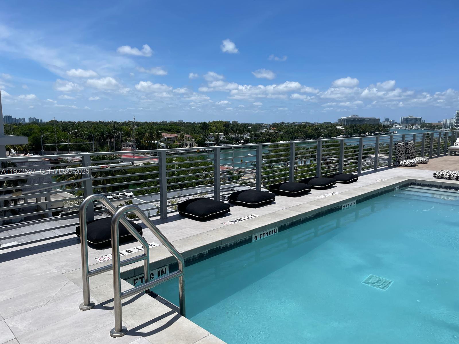 6080 Collins Ave #506 Miami Beach, FL 33140