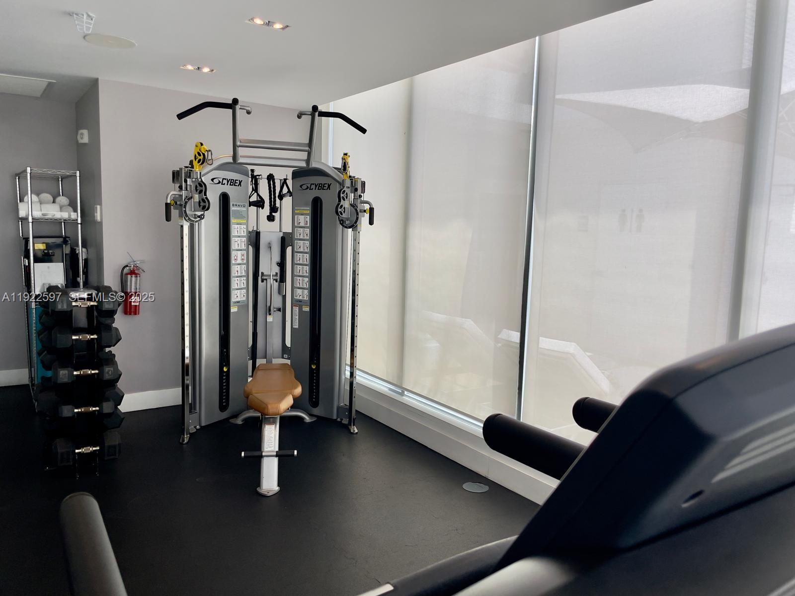 6080 Collins Ave #506 Miami Beach, FL 33140