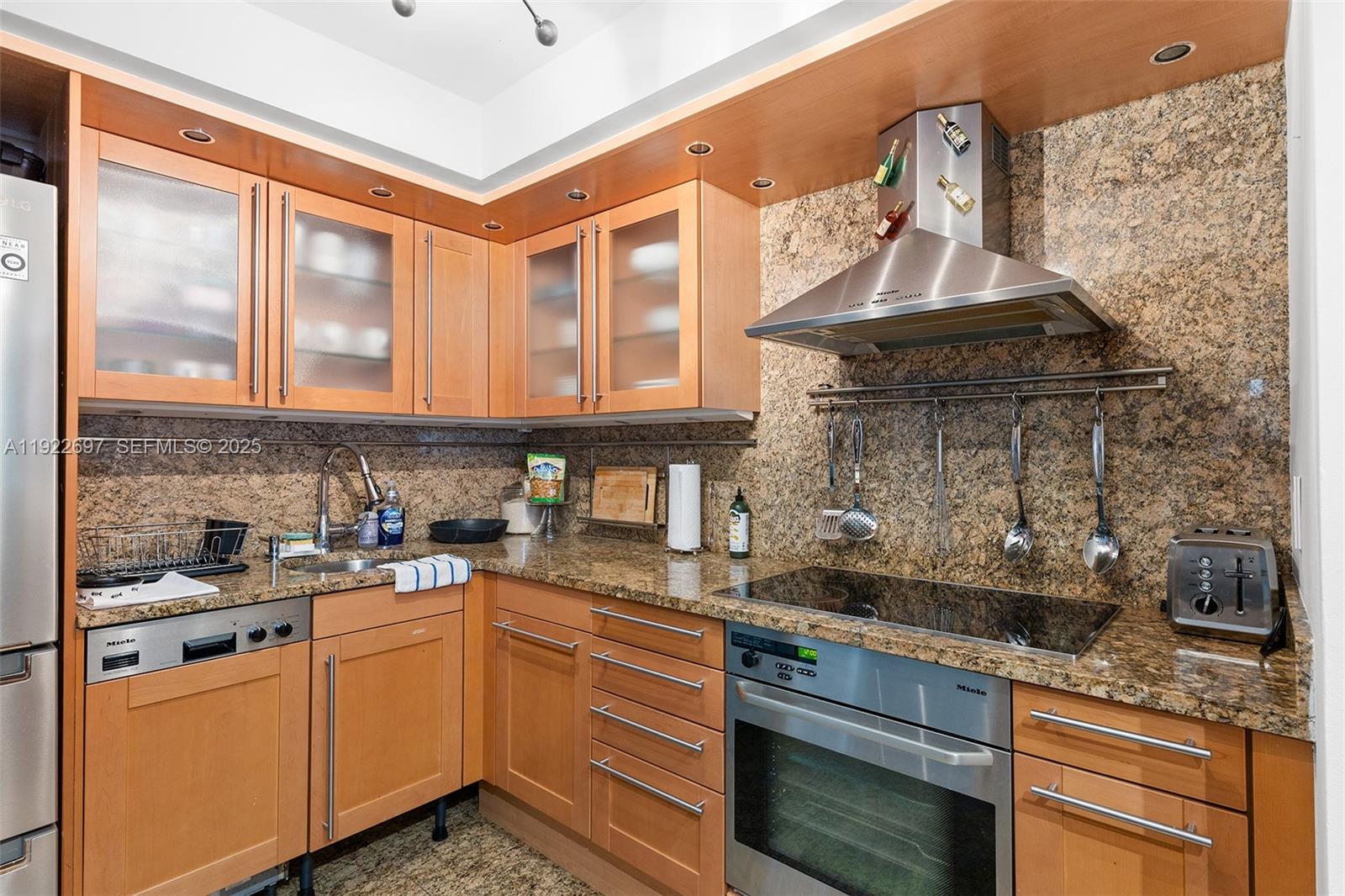 1775 Washington Ave #14F Miami Beach, FL 33139