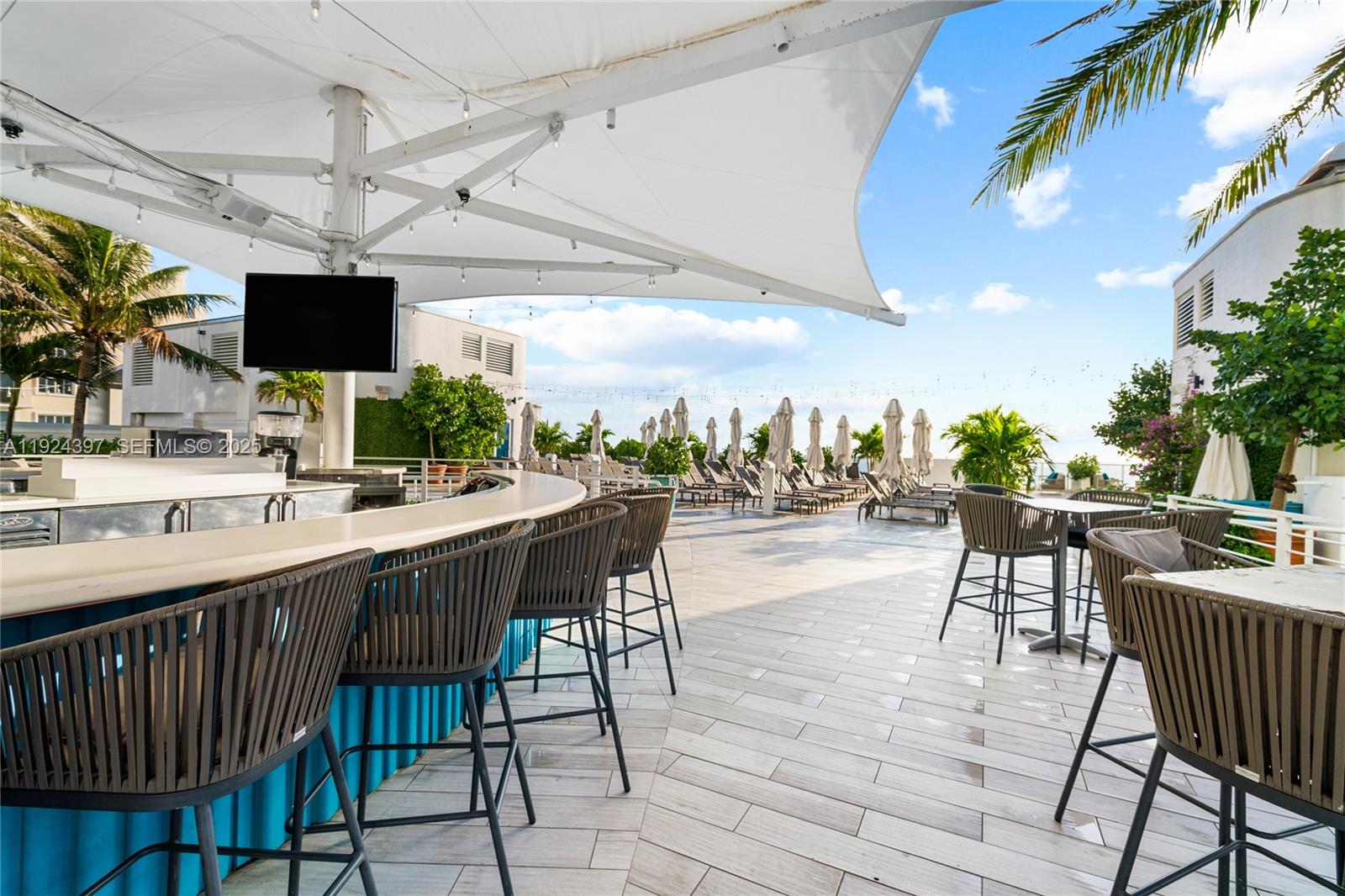 551 N Fort Lauderdale Bch Blvd #R1904 Fort Lauderdale, FL 33304