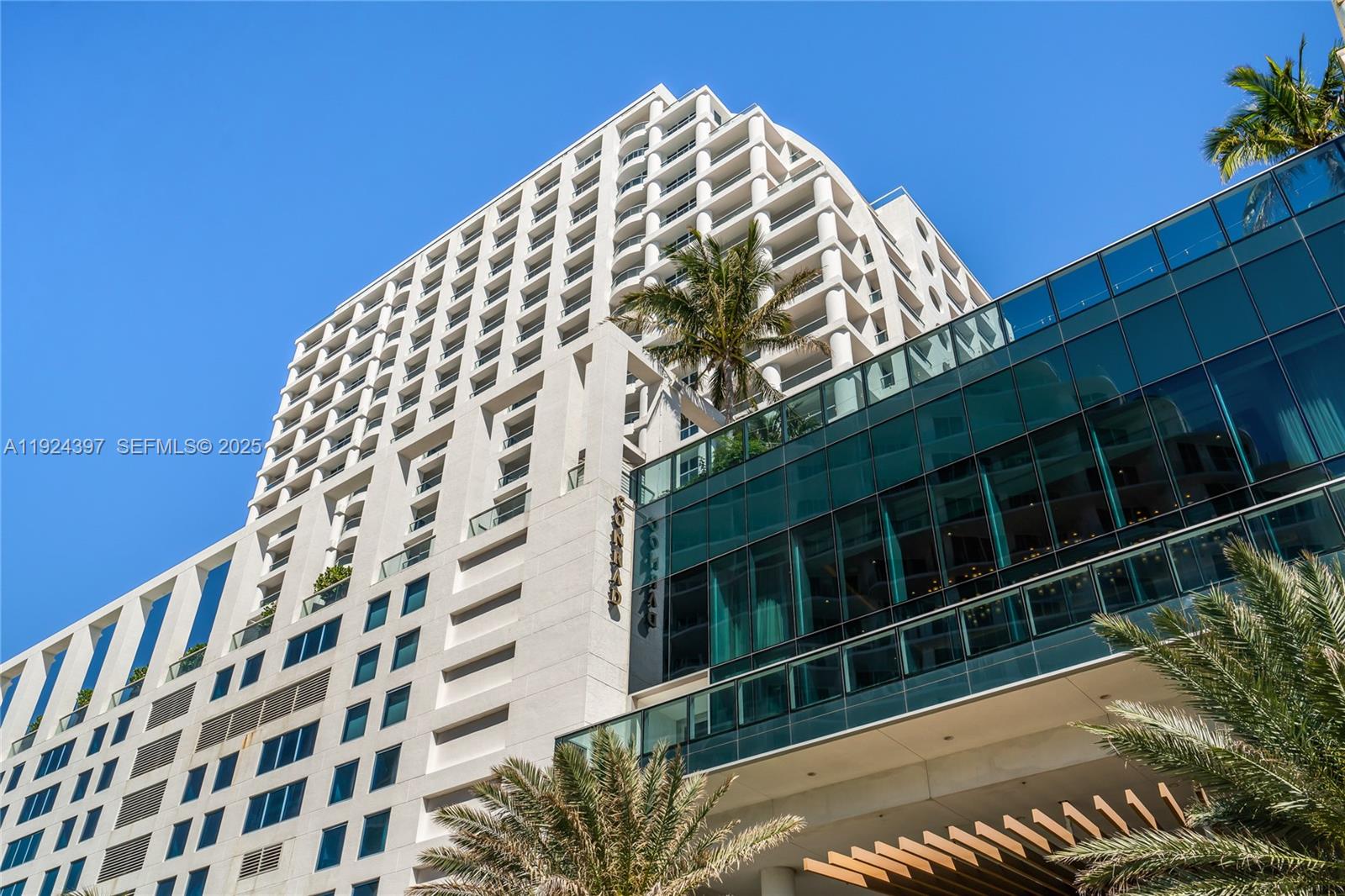 551 N Fort Lauderdale Bch Blvd #R1904 Fort Lauderdale, FL 33304