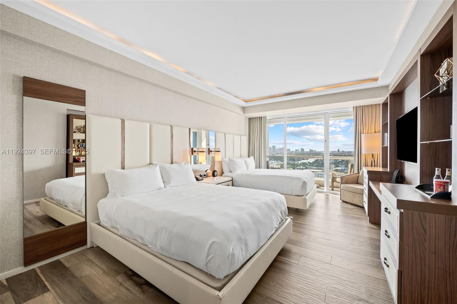 551 N Fort Lauderdale Bch Blvd #R1904 Fort Lauderdale, FL 33304