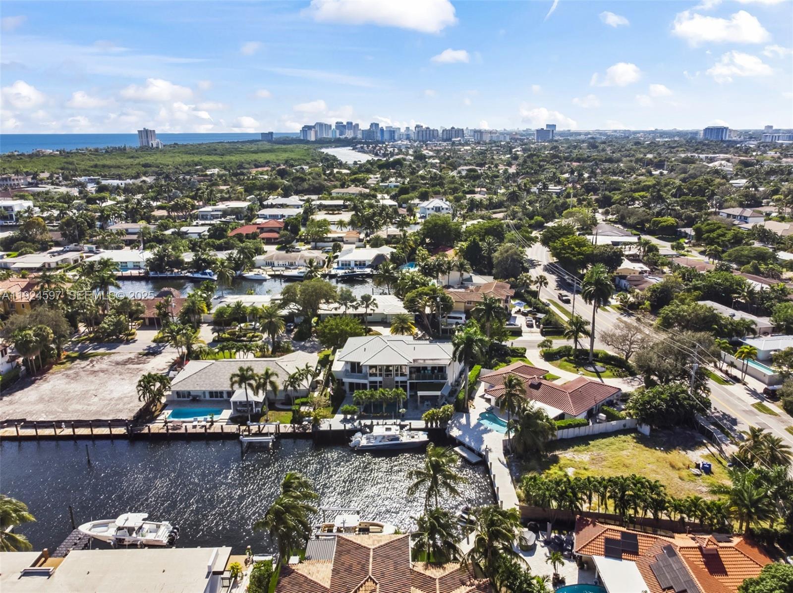 2809 NE 24th Pl Fort Lauderdale, FL 33305