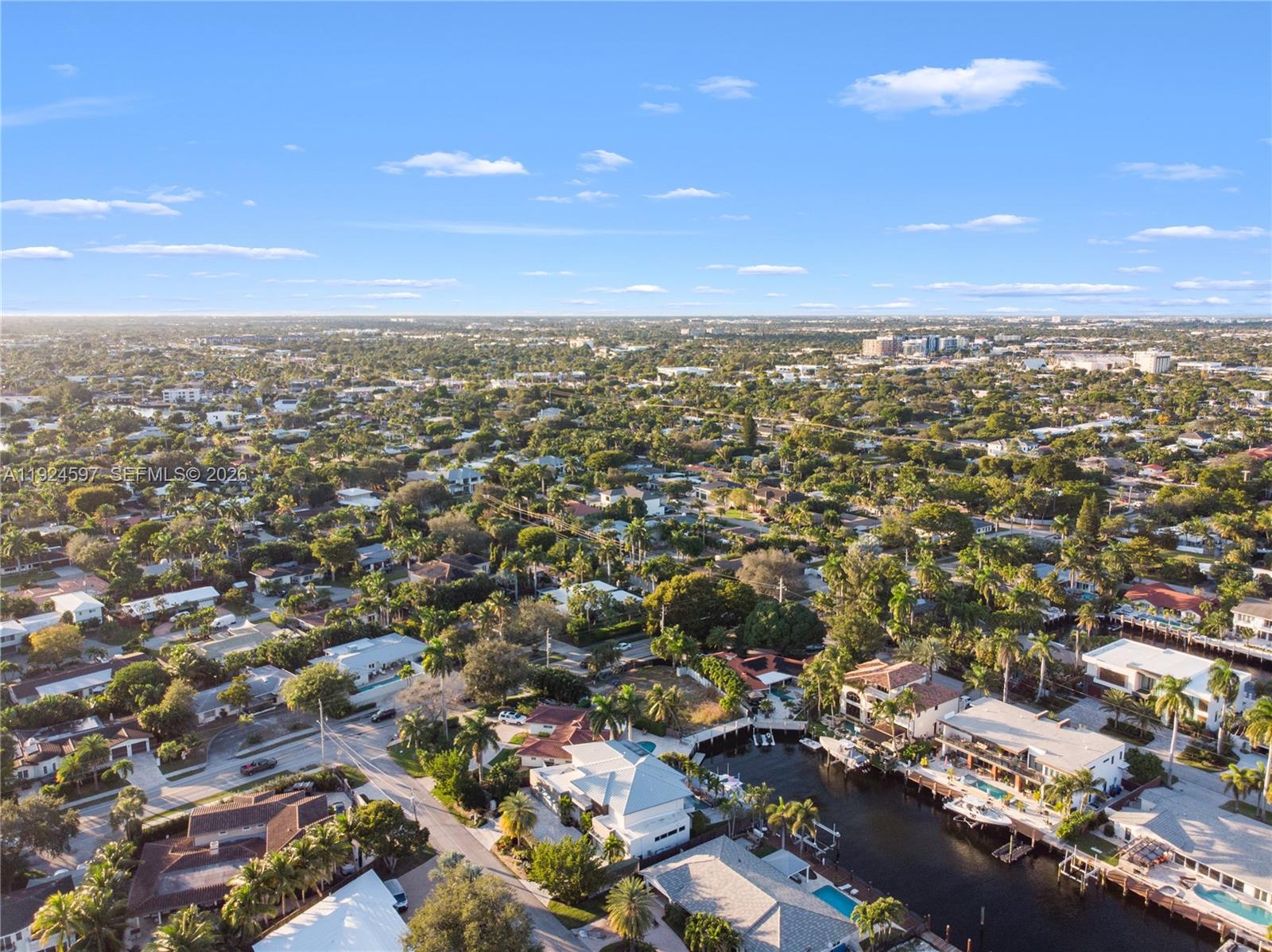 2809 NE 24th Pl Fort Lauderdale, FL 33305