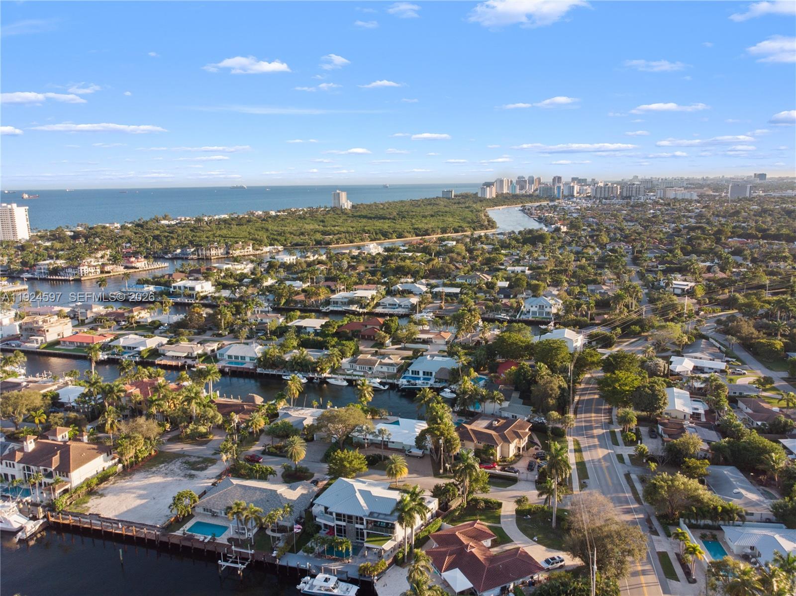 2809 NE 24th Pl Fort Lauderdale, FL 33305