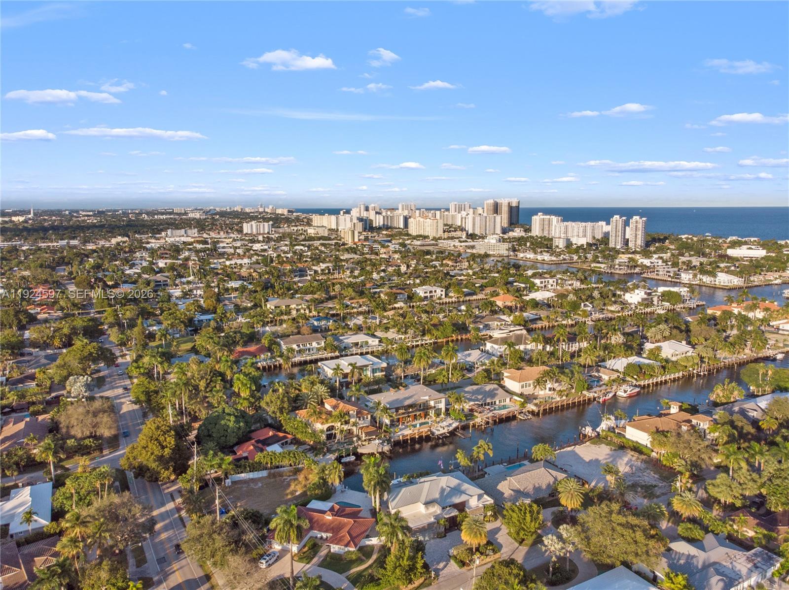 2809 NE 24th Pl Fort Lauderdale, FL 33305