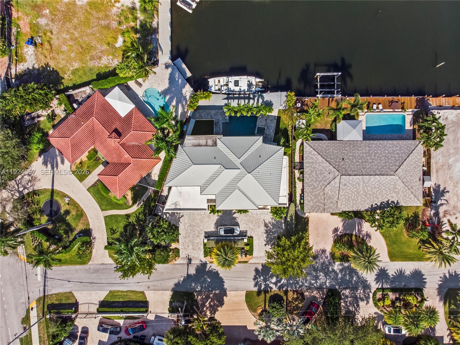 2809 NE 24th Pl Fort Lauderdale, FL 33305