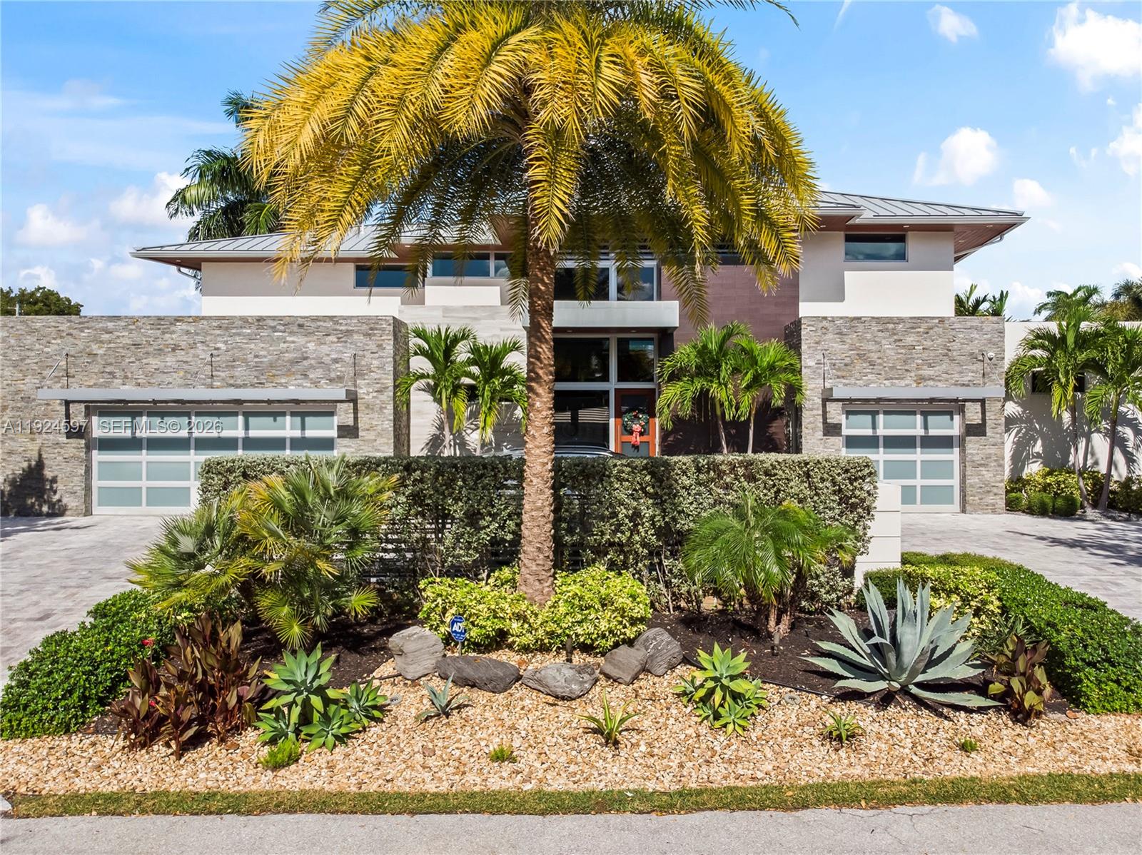 2809 NE 24th Pl Fort Lauderdale, FL 33305