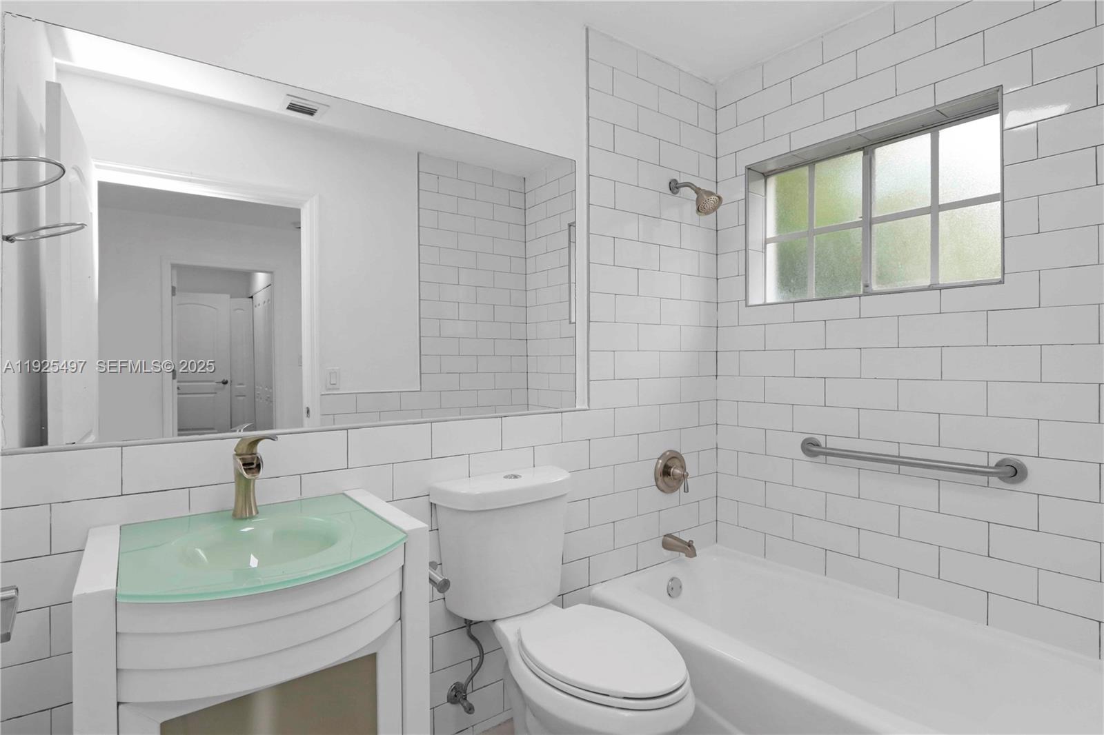 832 Wallace St Coral Gables, FL 33134