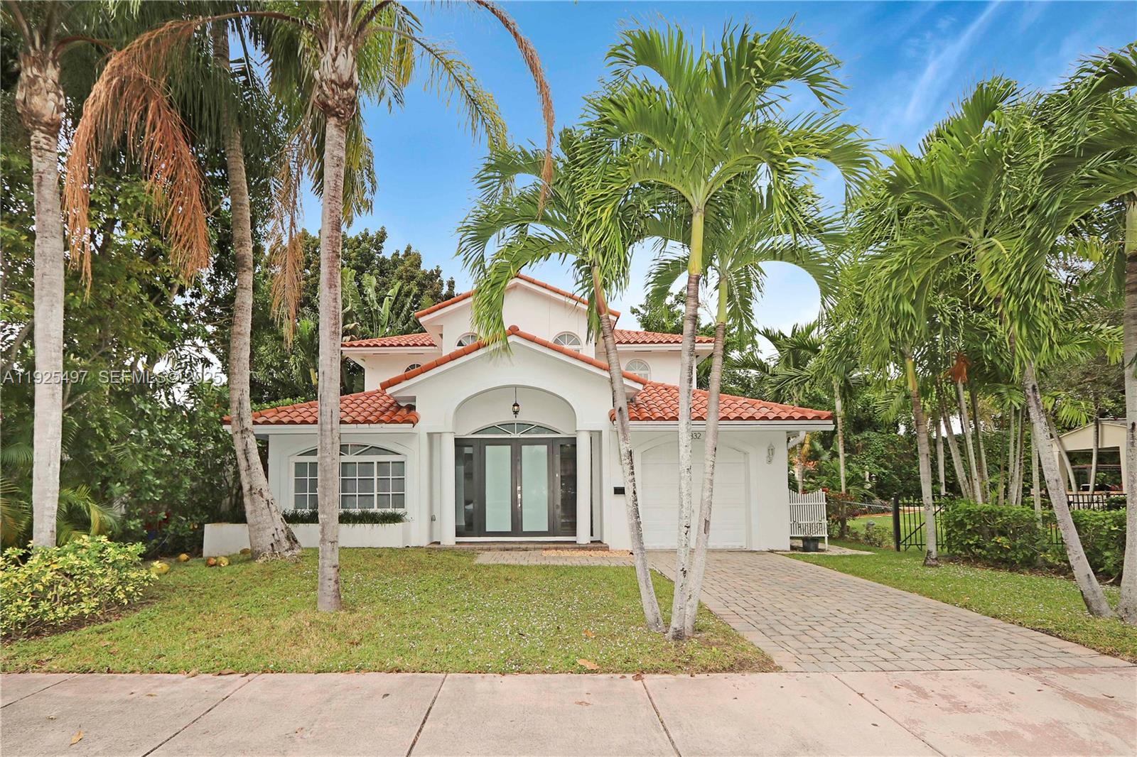 832 Wallace St Coral Gables, FL 33134