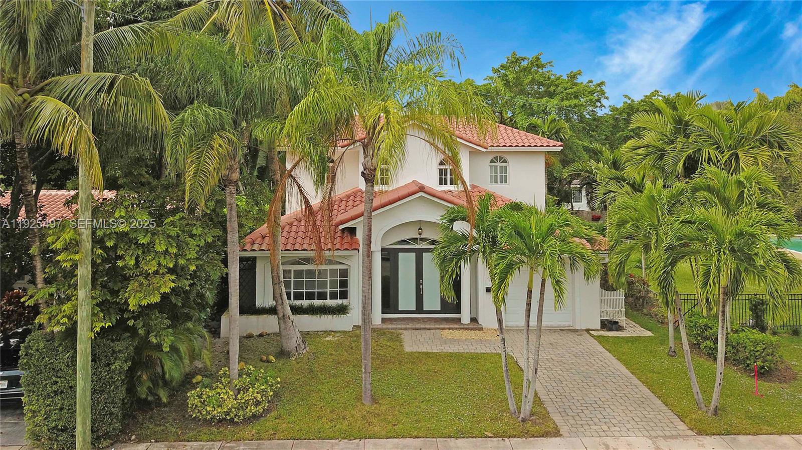 832 Wallace St Coral Gables, FL 33134