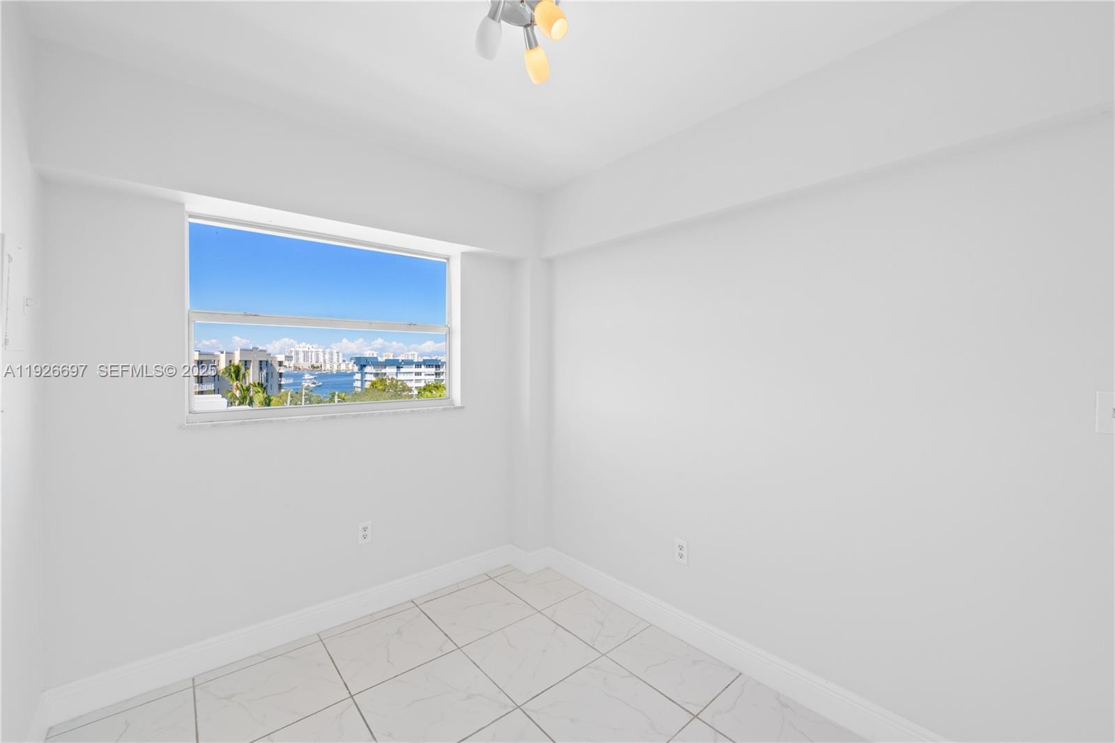 16508 NE 26th Ave #601 North Miami Beach, FL 33160