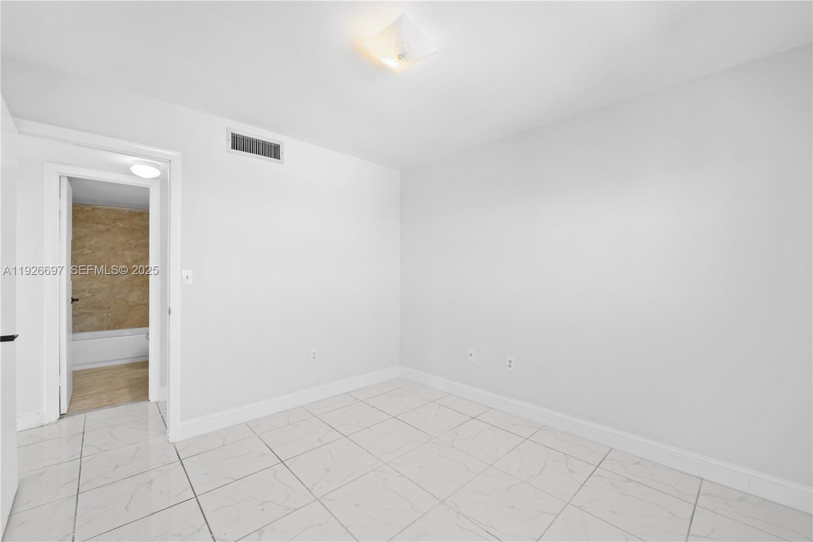 16508 NE 26th Ave #601 North Miami Beach, FL 33160