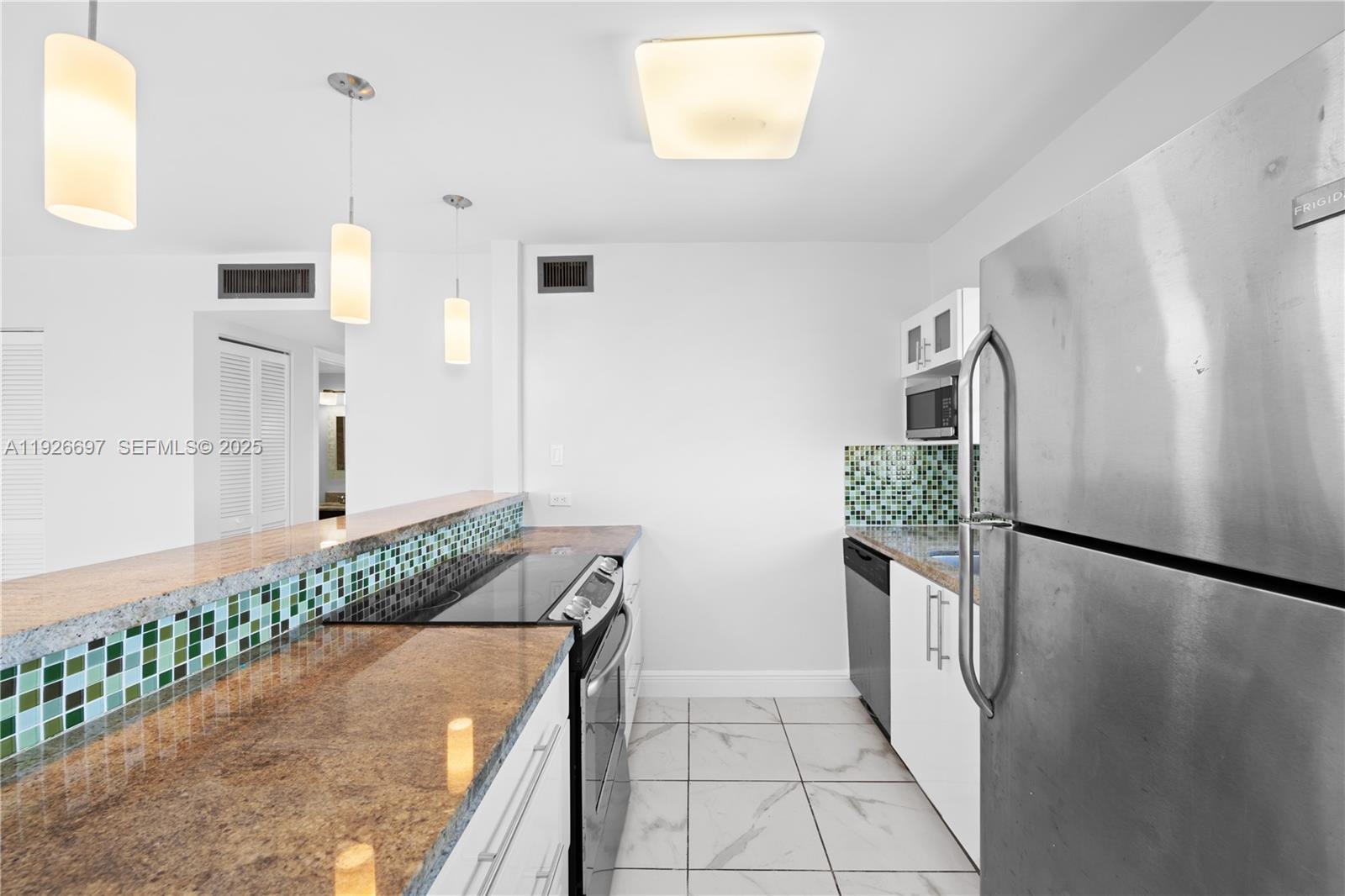 16508 NE 26th Ave #601 North Miami Beach, FL 33160