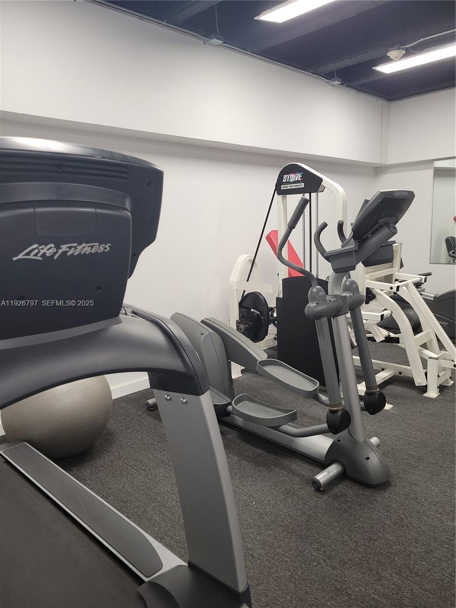 700 Biltmore Way #915 Coral Gables, FL 33134