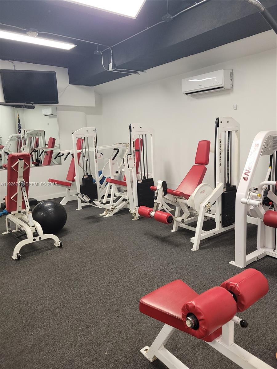 700 Biltmore Way #915 Coral Gables, FL 33134