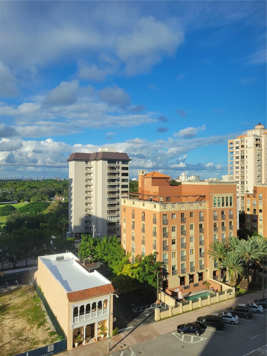 700 Biltmore Way #915 Coral Gables, FL 33134