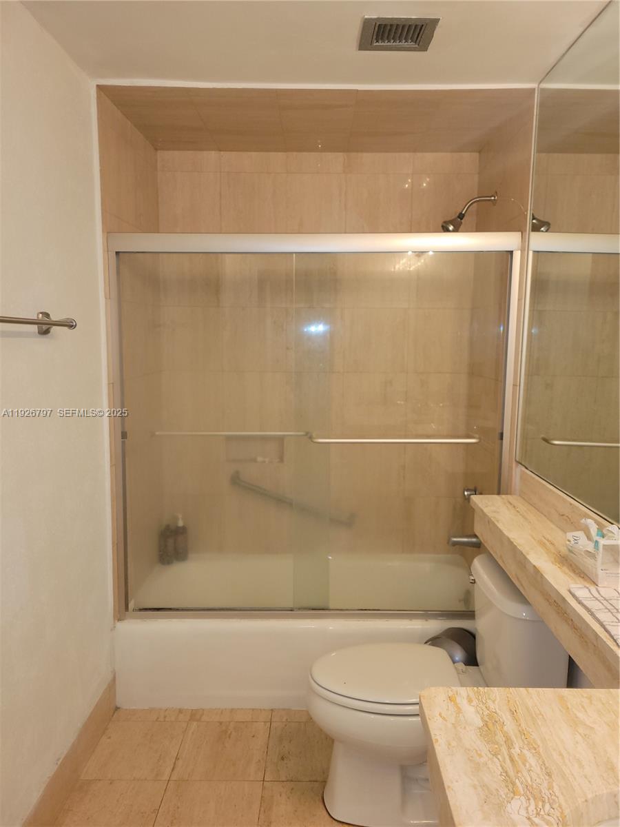 700 Biltmore Way #915 Coral Gables, FL 33134