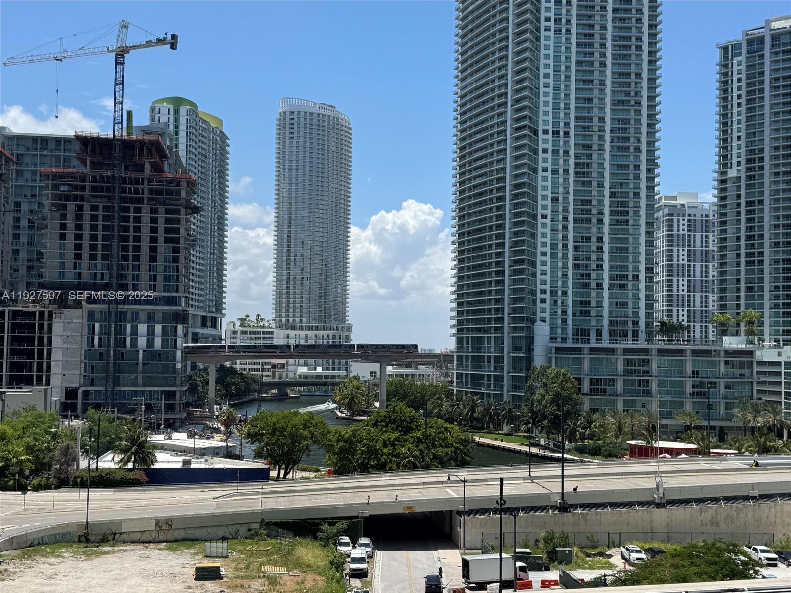 image MyBrickell28