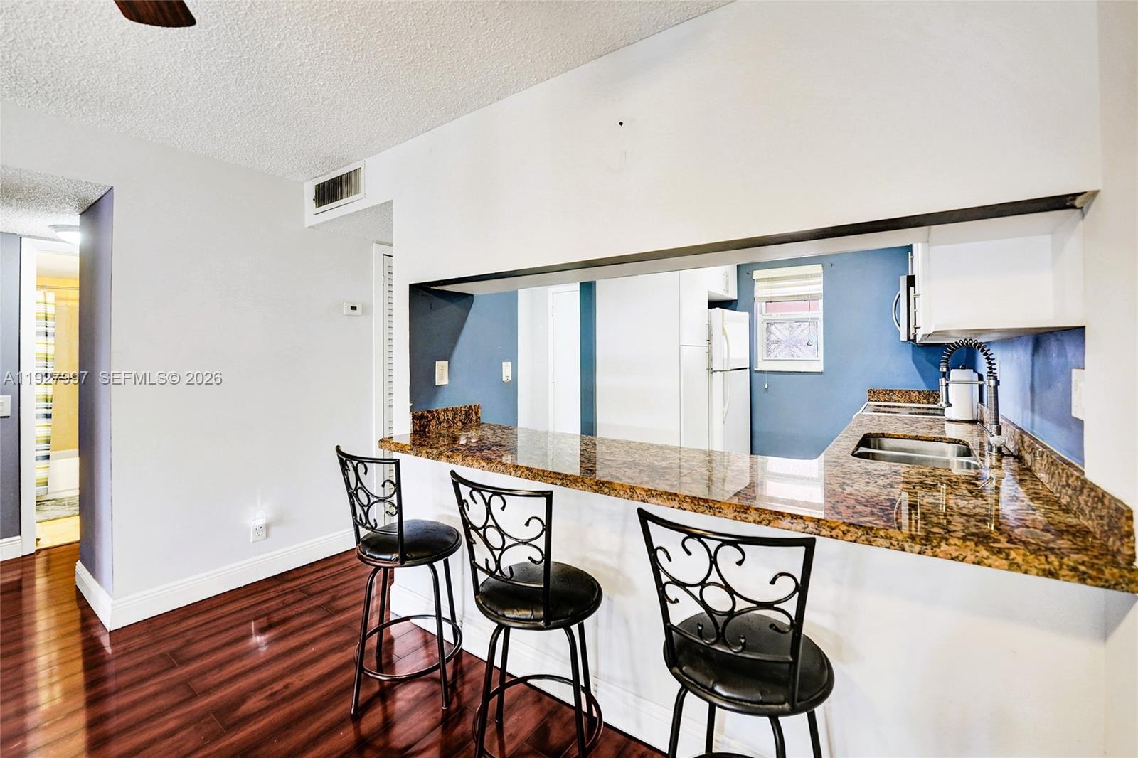 7610 Stirling Rd #207C Davie, FL 33024