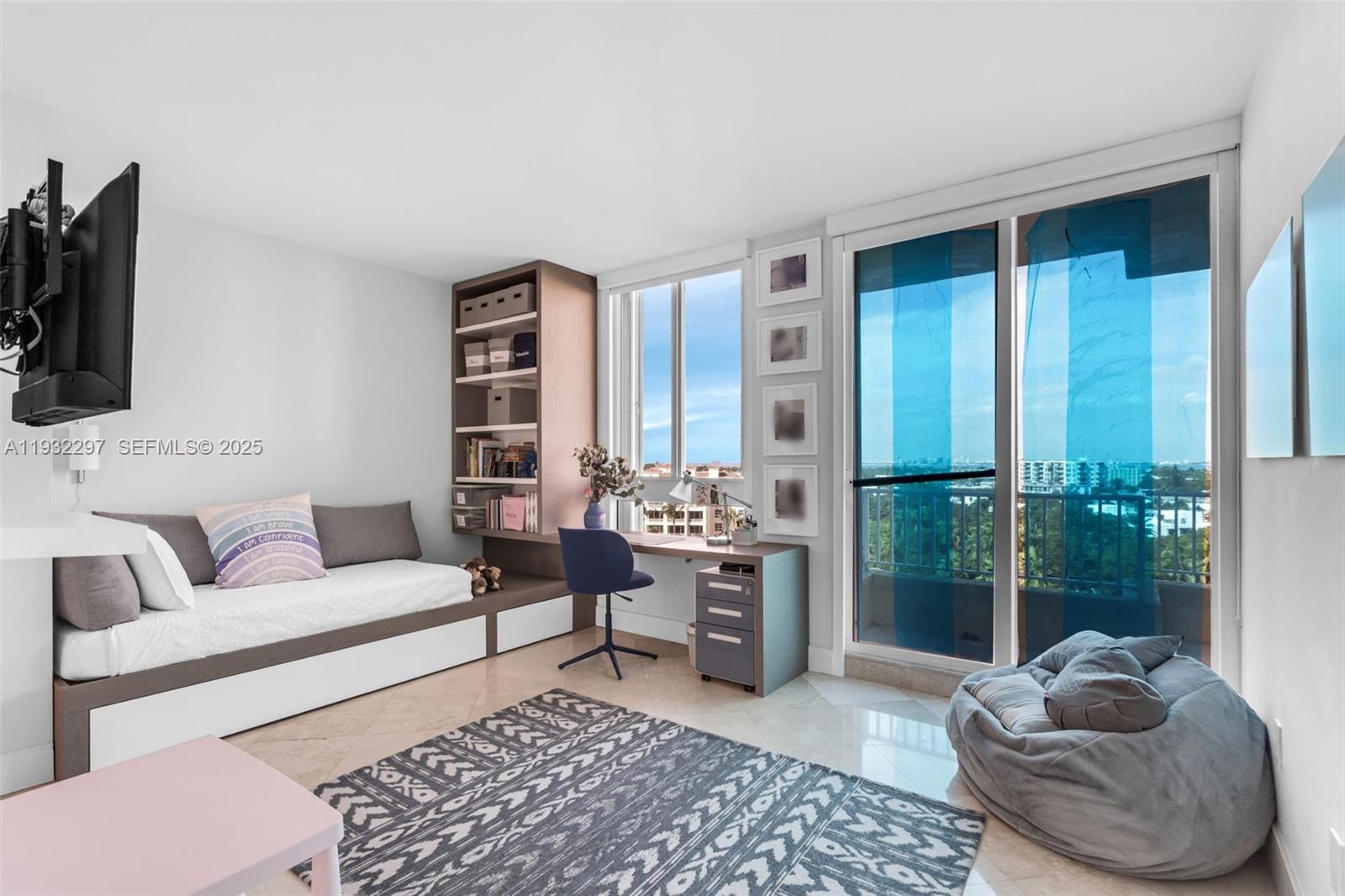 781 Crandon Blvd #801 Key Biscayne, FL 33149