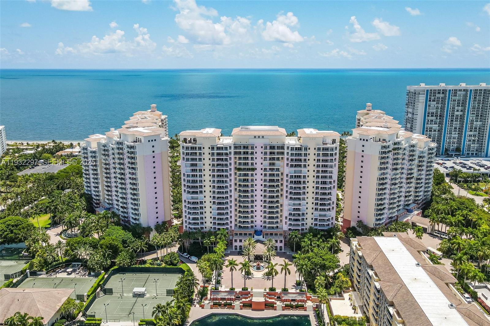 781 Crandon Blvd #801 Key Biscayne, FL 33149