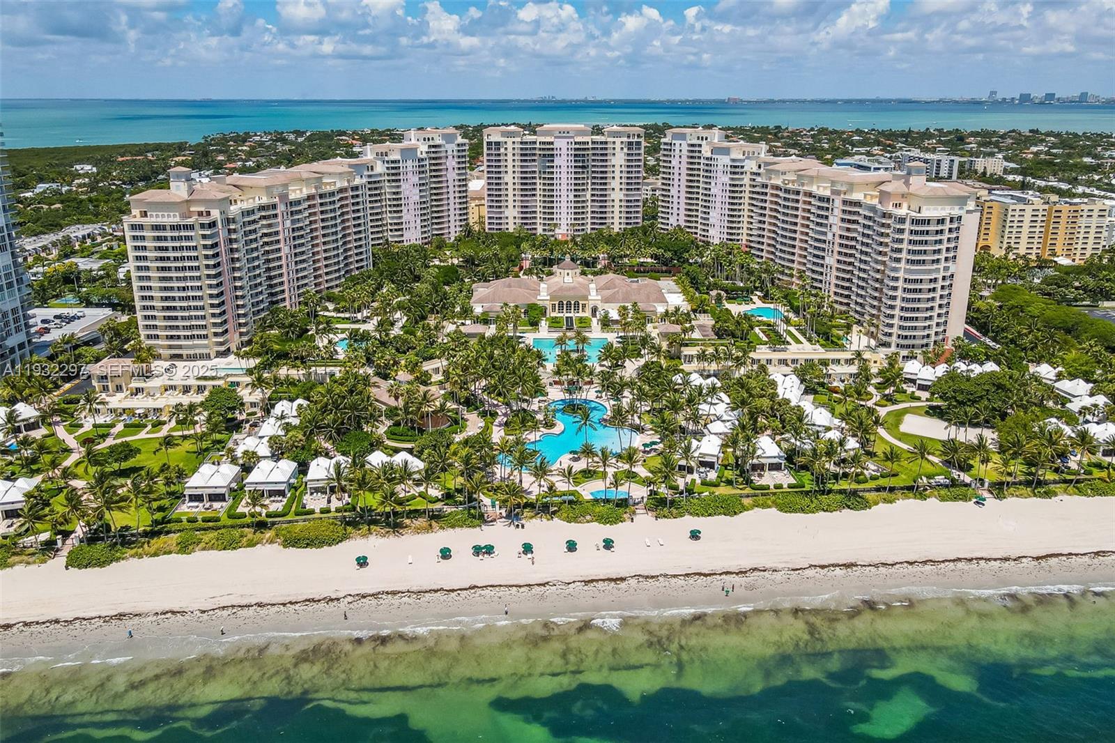 781 Crandon Blvd #801 Key Biscayne, FL 33149