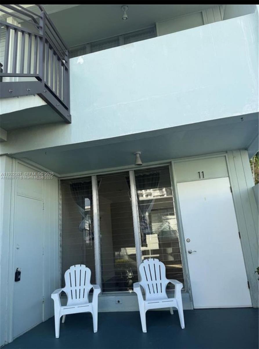 1070 98th St #11 Bay Harbor Islands, FL 33154