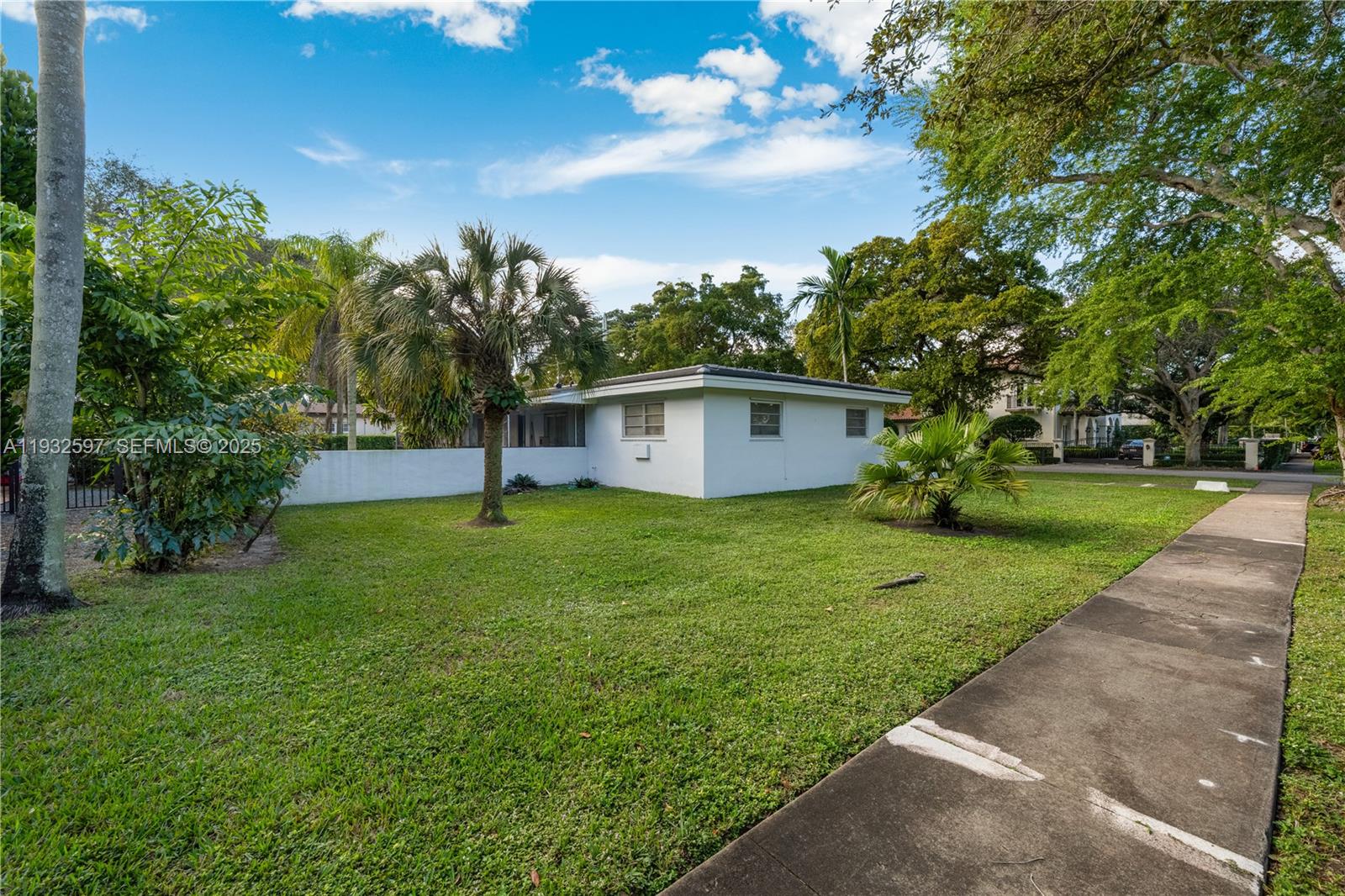 2601 Cordova St Coral Gables, FL 33134