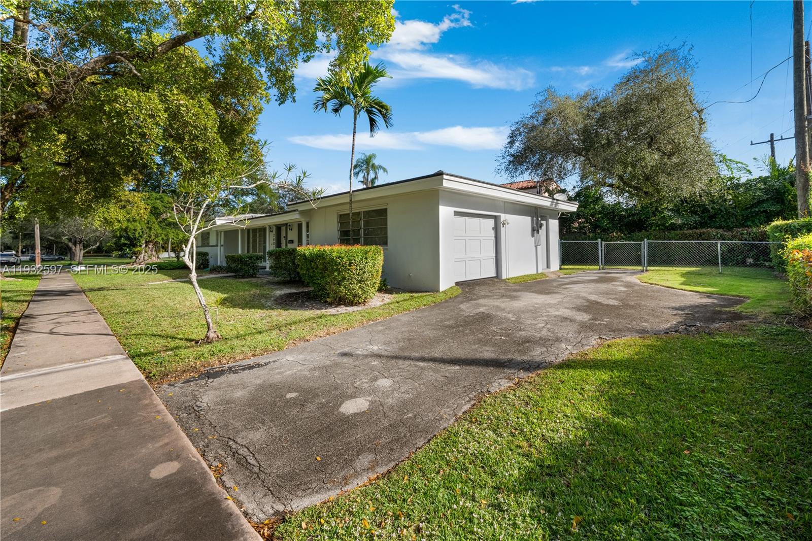 2601 Cordova St Coral Gables, FL 33134