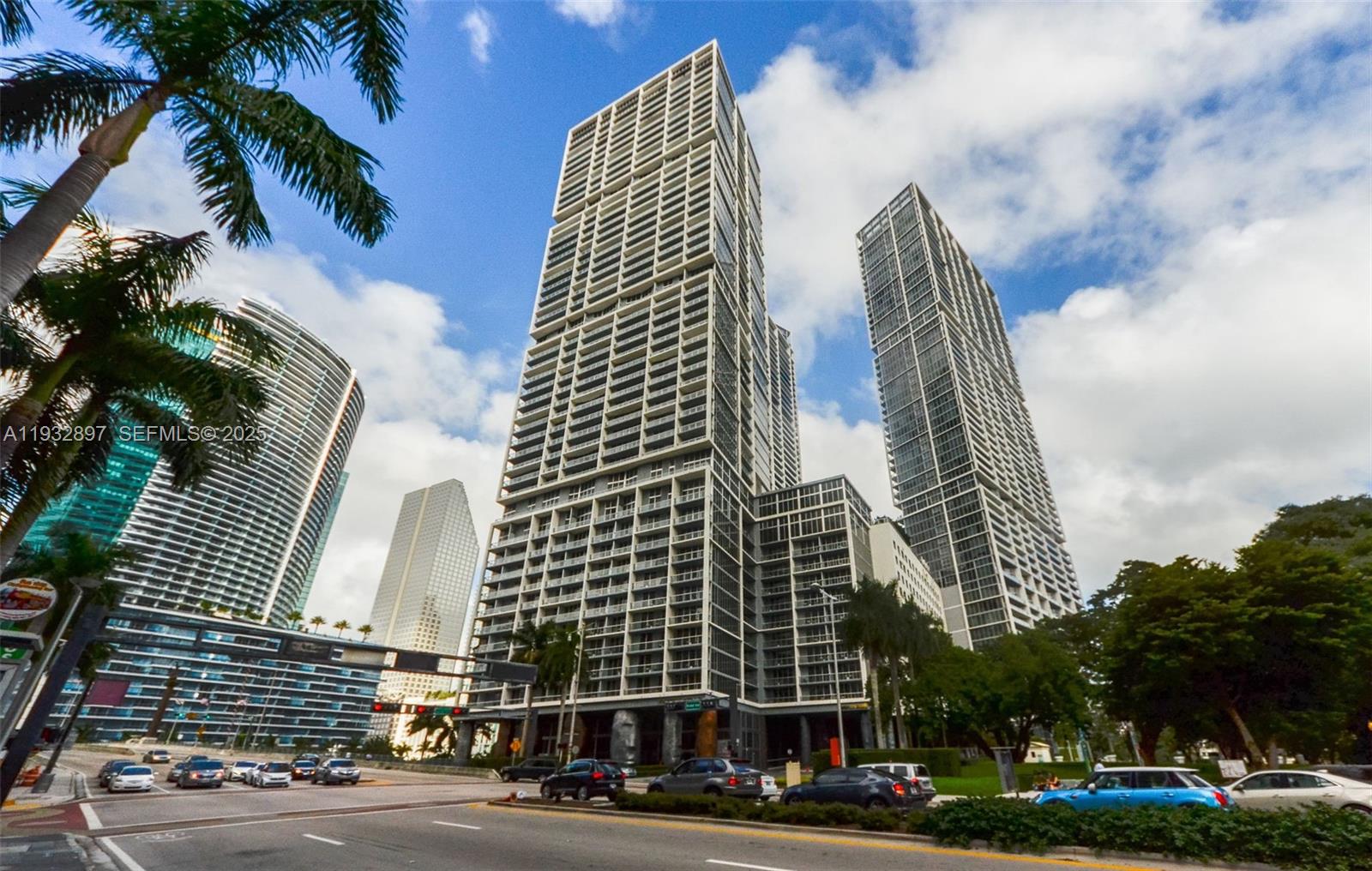 image Icon Brickell #122