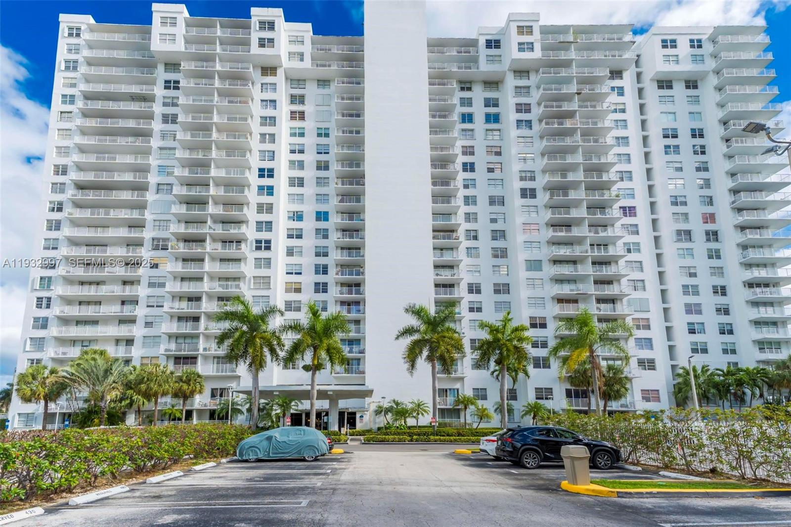 2801 NE 183rd St #315W Aventura, FL 33160