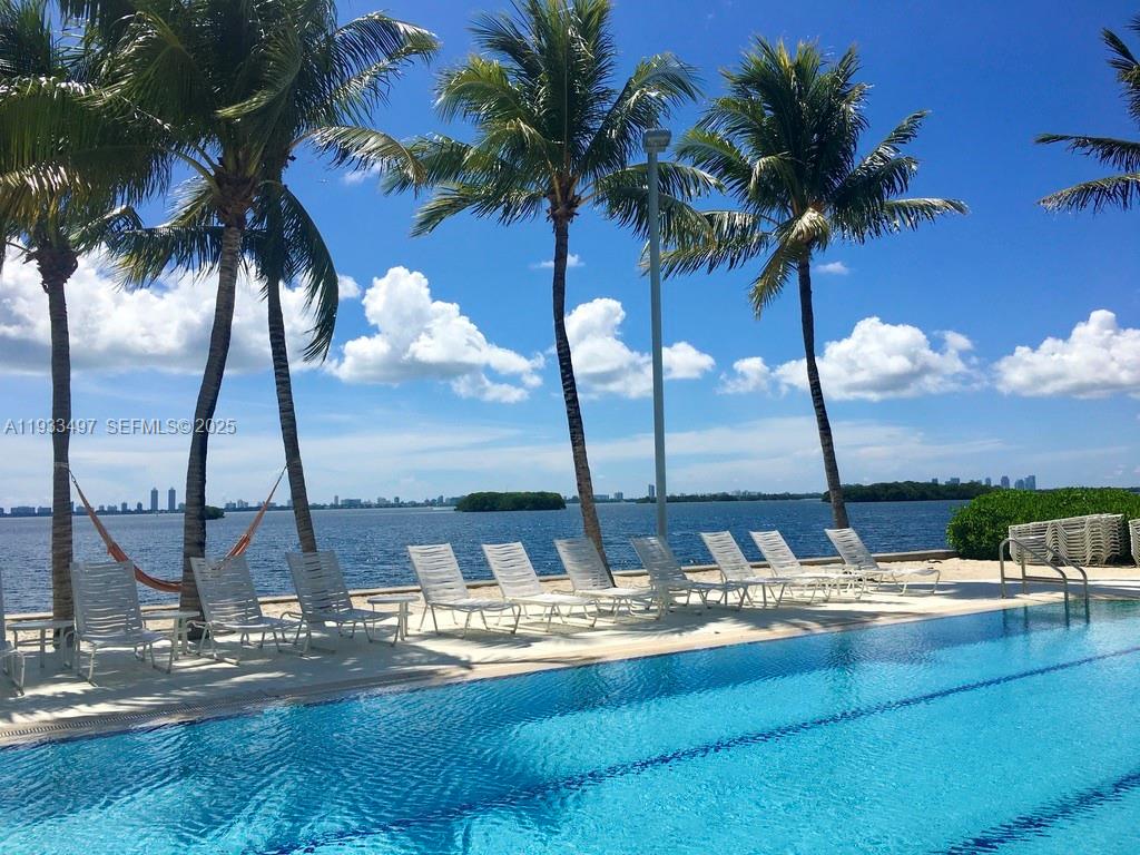 777 NE 62nd St #CPH5 Miami, FL 33138