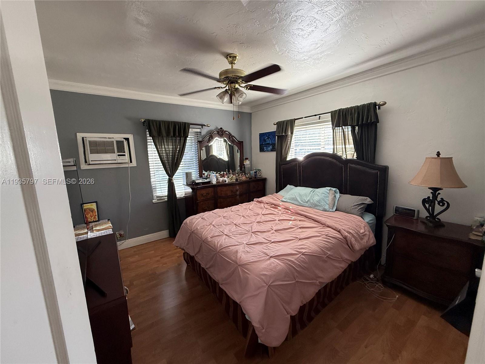 79 NW 143rd St Miami, FL 33168