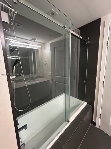 image Canvas Condo21